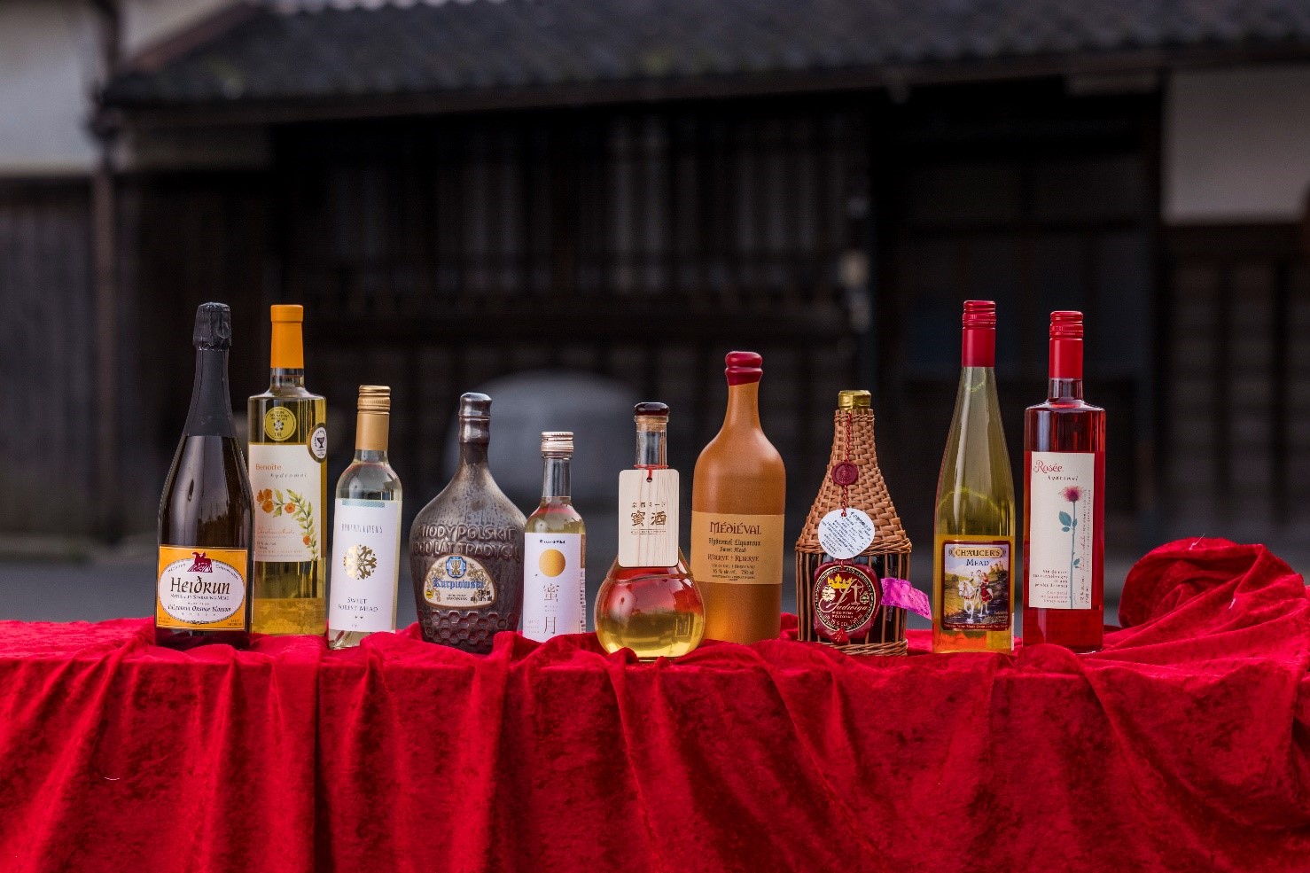 プレスリリース】 大手メーカーも断念した蜂蜜酒（ミード）の取り扱い 